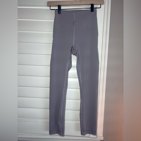 Lululemon Instill High-Rise Tight 25" Size 2 - Picture 4 of 8